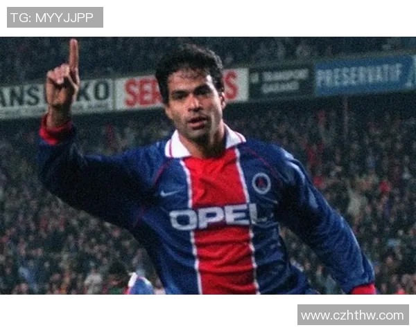 巴西足球明星拉易的传奇之路与辉煌成就探秘