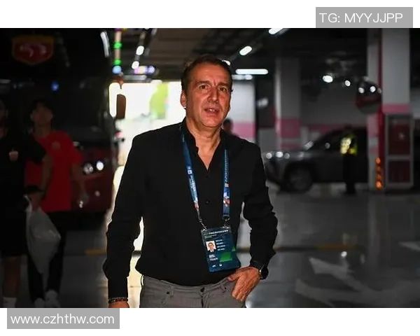 足球明星因违法入狱的背后故事与反思人生的转折点 足球明星因违法入狱的背后故事与反思人生的转折点